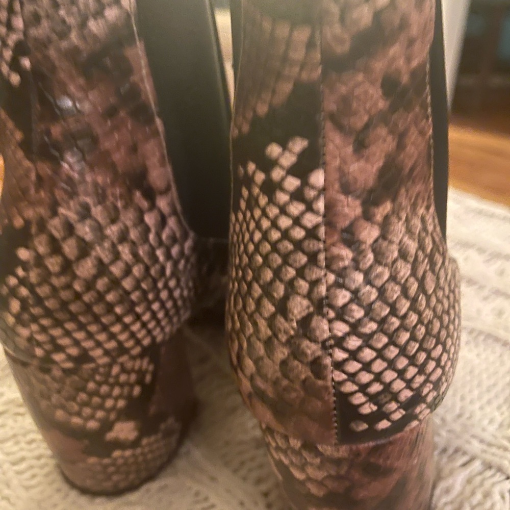 Quips Faux Snakeskin Boots - Picture 6 of 6